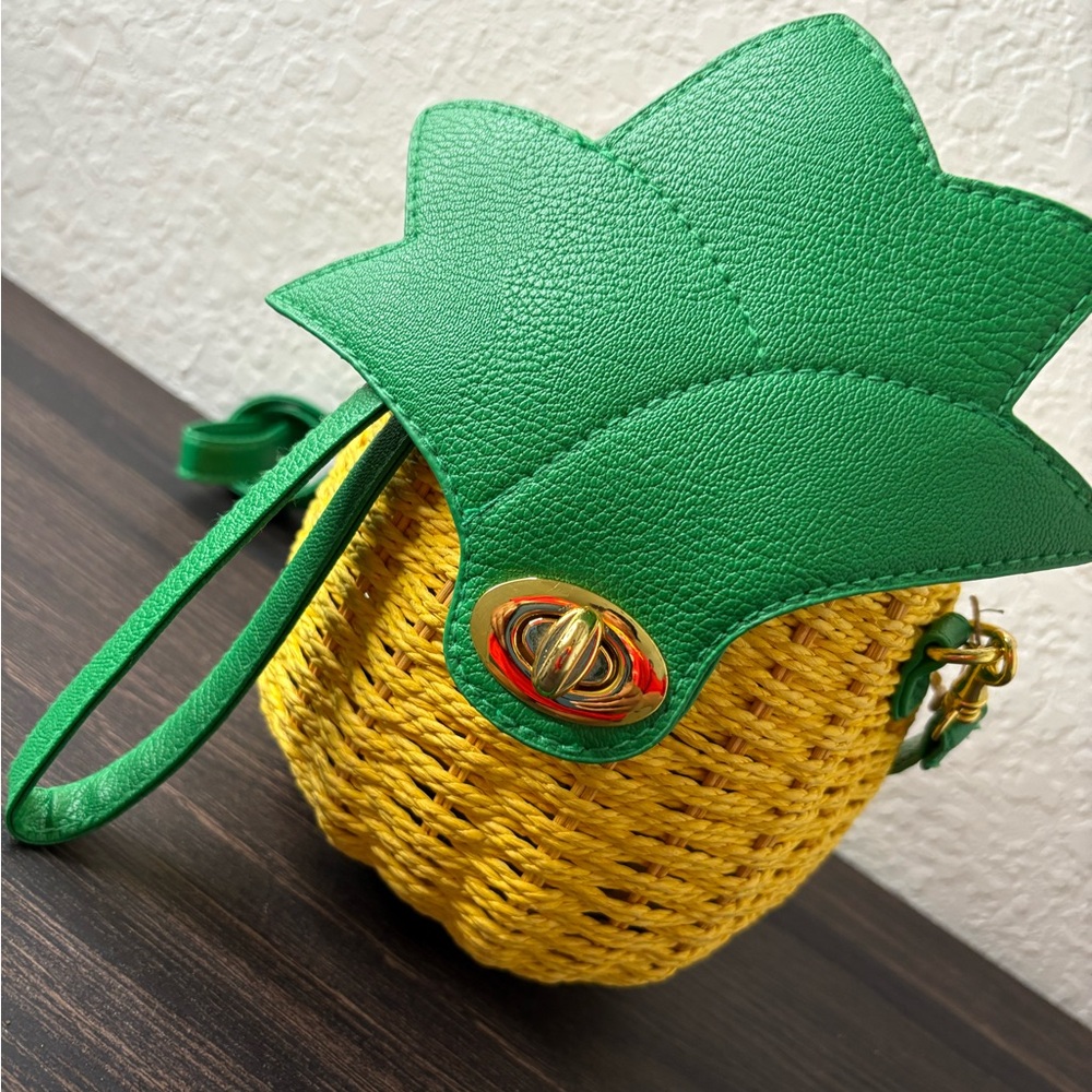 Green and Yellow Pineapple-Shaped Women's Bag